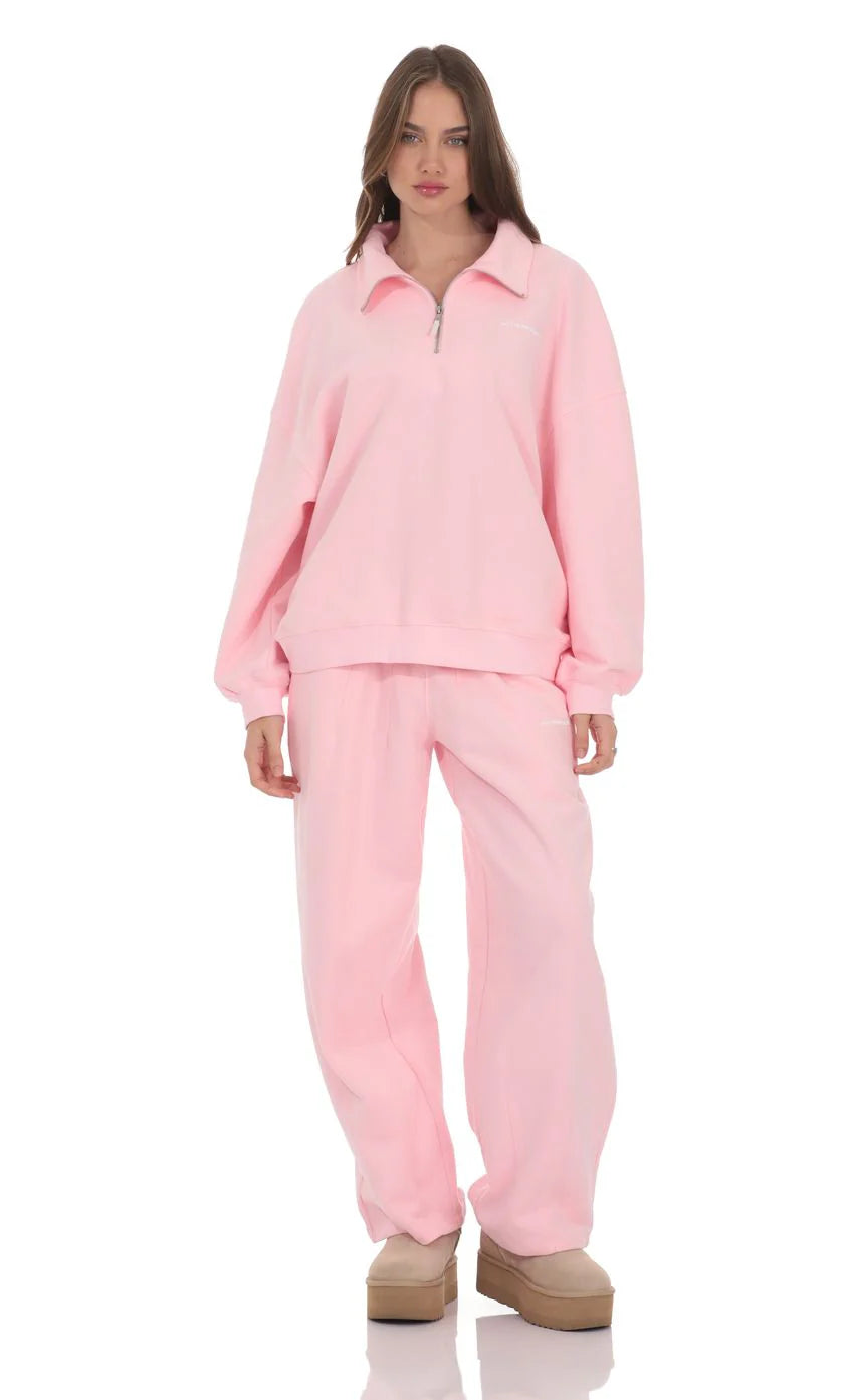 Darted Barrel Fleece Sweatpants in Pink