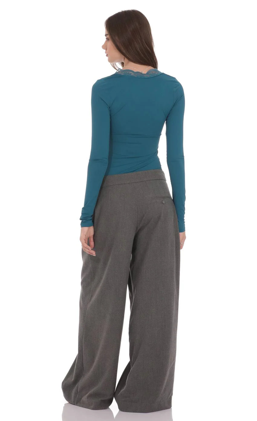 Pleated Baggy Trousers in Grey